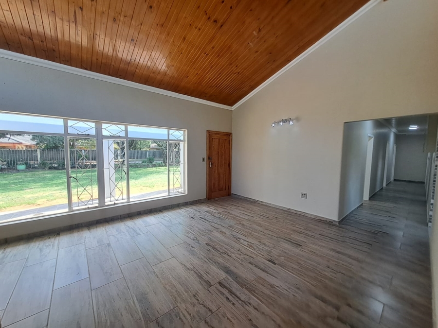4 Bedroom Property for Sale in Three Rivers Gauteng