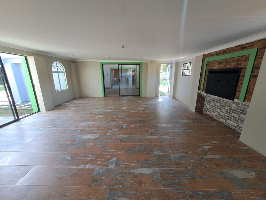 4 Bedroom Property for Sale in Three Rivers Gauteng