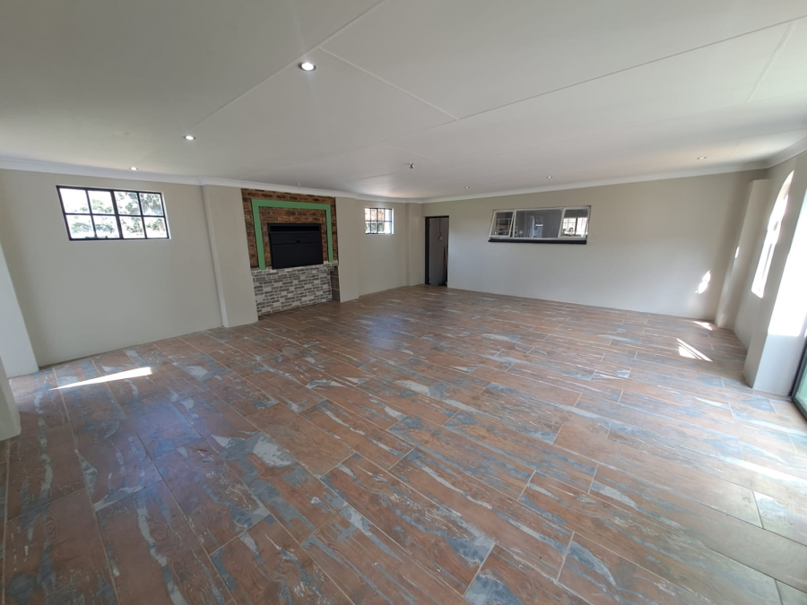 4 Bedroom Property for Sale in Three Rivers Gauteng