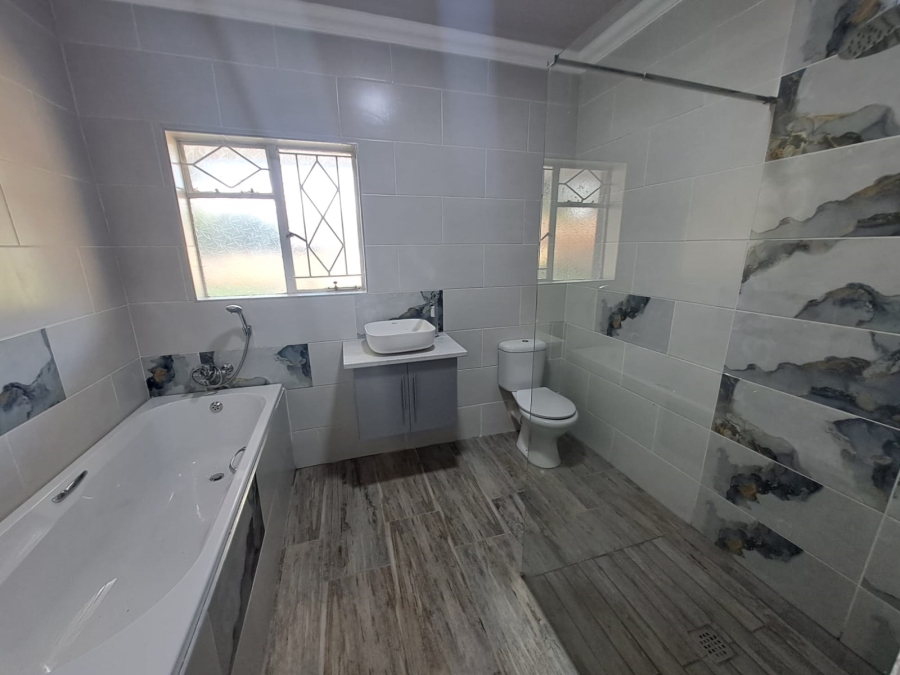 4 Bedroom Property for Sale in Three Rivers Gauteng