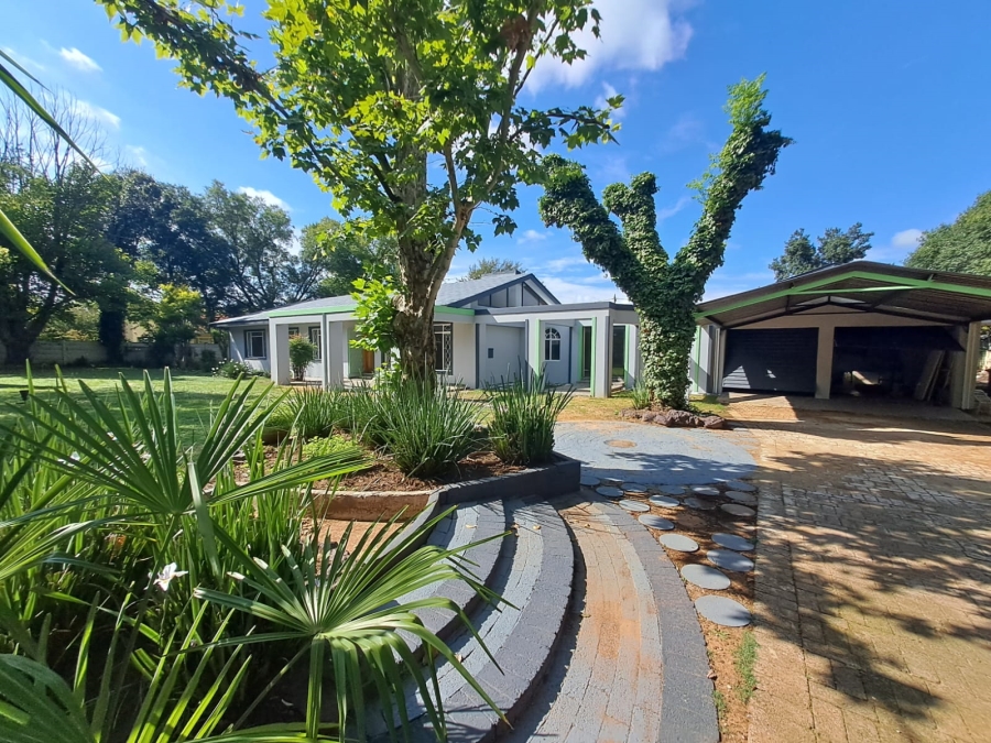 4 Bedroom Property for Sale in Three Rivers Gauteng