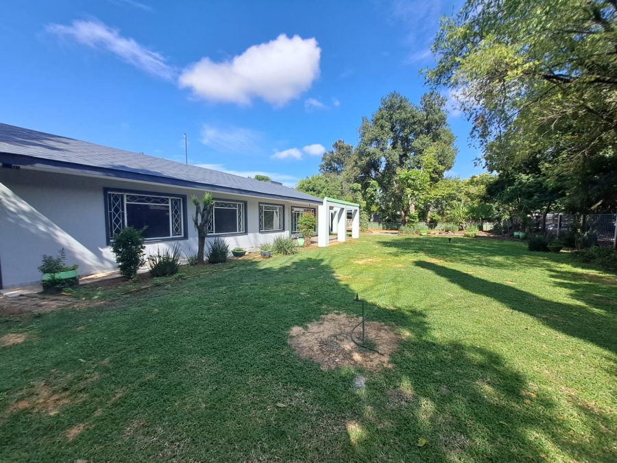 4 Bedroom Property for Sale in Three Rivers Gauteng