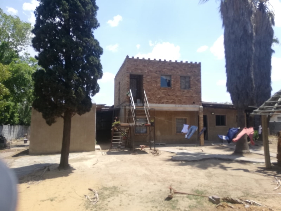 9 Bedroom Property for Sale in Bedworth Park Gauteng