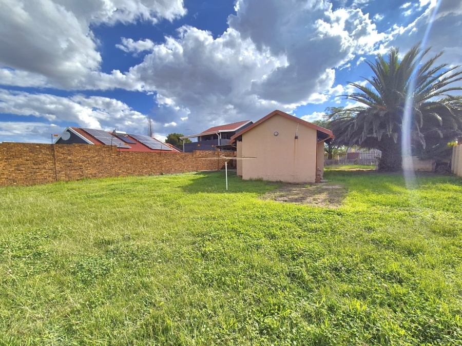 3 Bedroom Property for Sale in Minnebron Gauteng