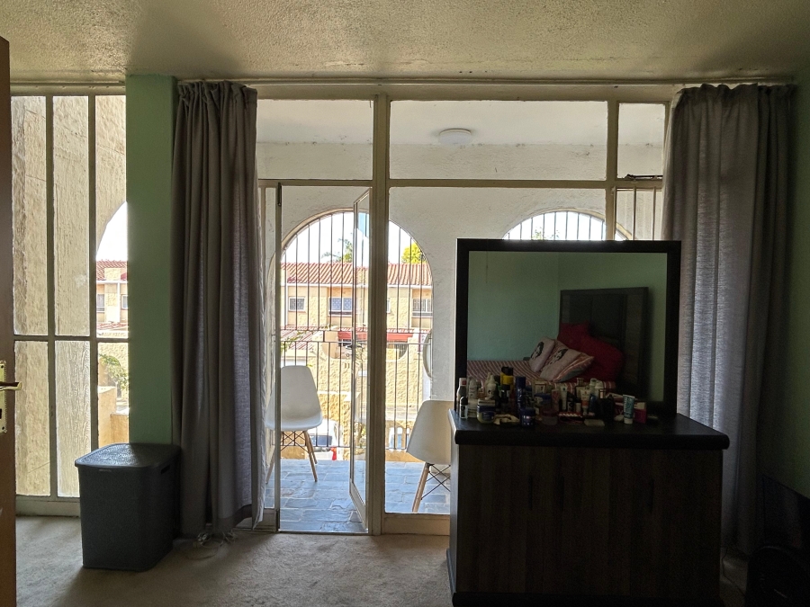 2 Bedroom Property for Sale in Blackheath Gauteng