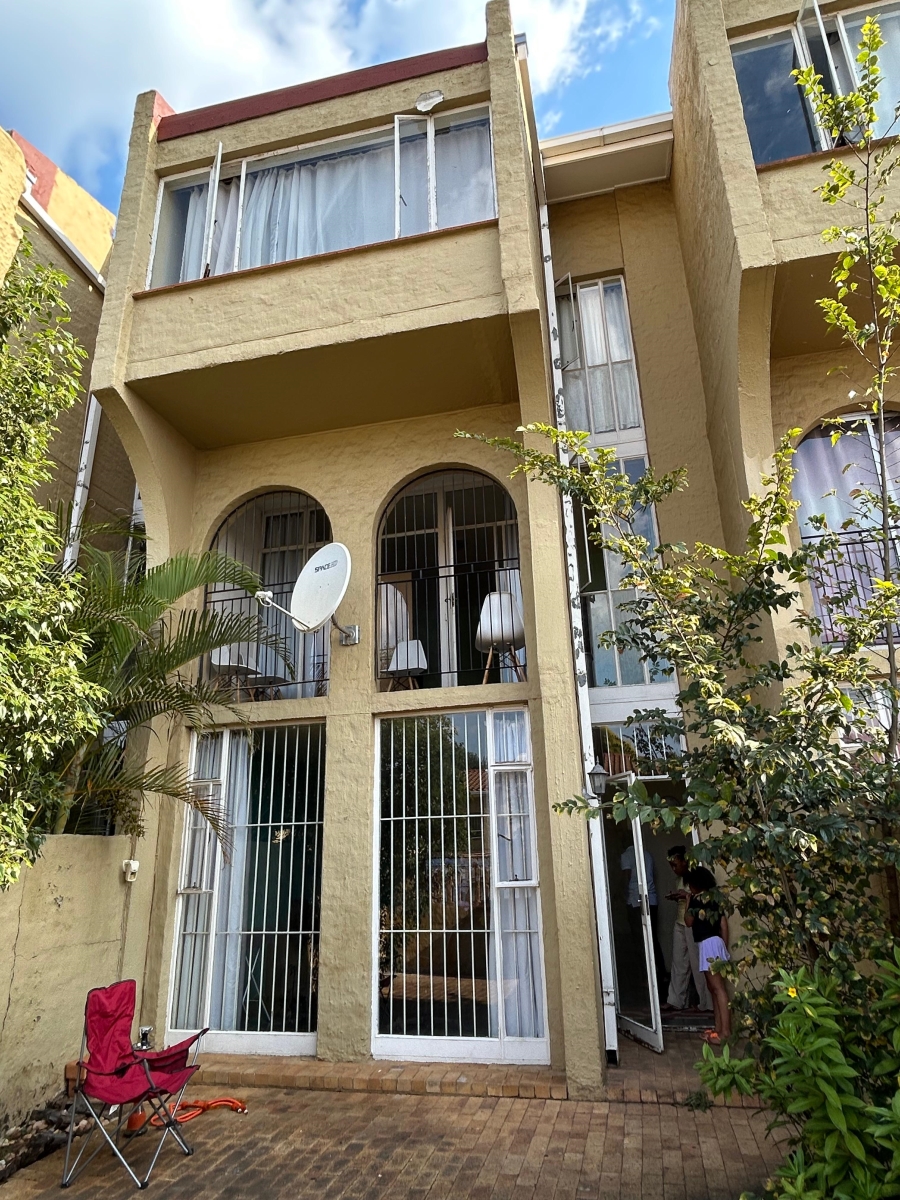 2 Bedroom Property for Sale in Blackheath Gauteng