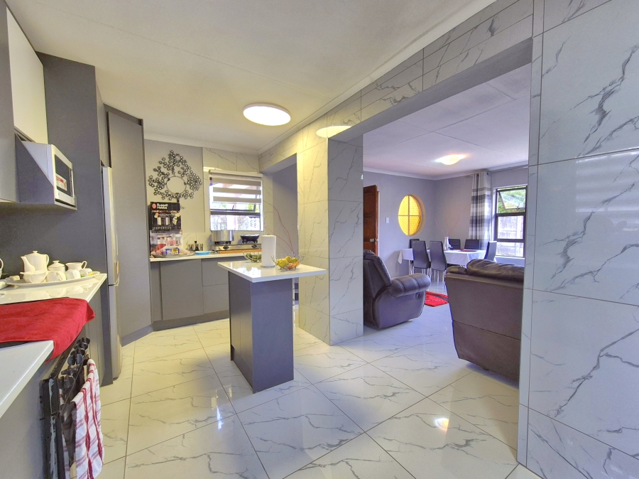 3 Bedroom Property for Sale in Minnebron Gauteng