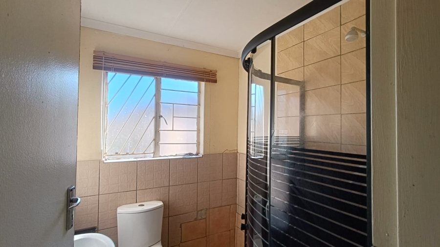 4 Bedroom Property for Sale in Bedworth Park Gauteng
