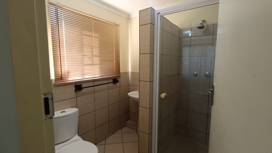4 Bedroom Property for Sale in Bedworth Park Gauteng