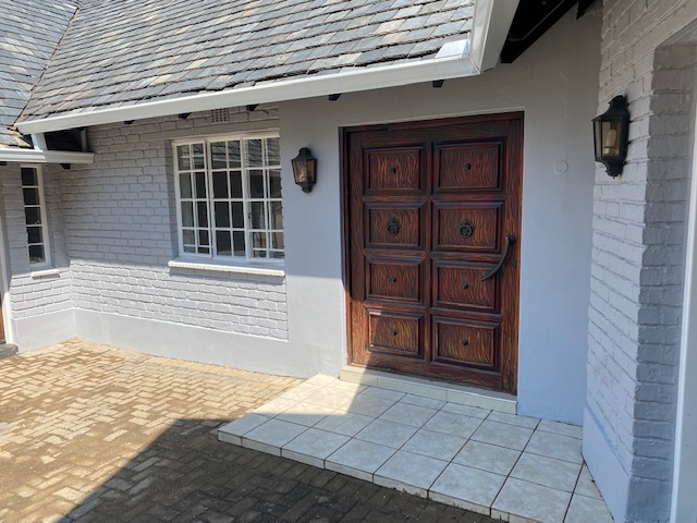 9 Bedroom Property for Sale in Bramley Park Gauteng