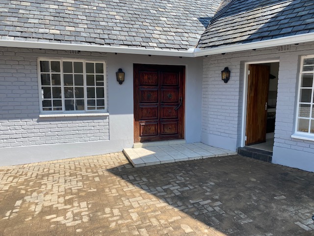 9 Bedroom Property for Sale in Bramley Park Gauteng