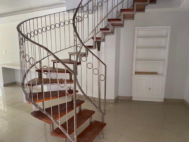 9 Bedroom Property for Sale in Bramley Park Gauteng