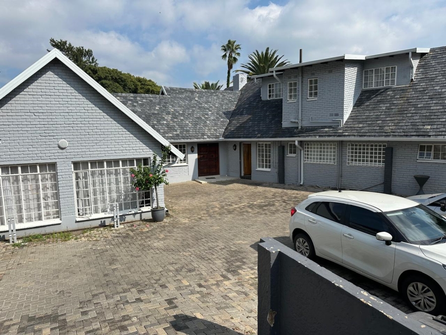 9 Bedroom Property for Sale in Bramley Park Gauteng