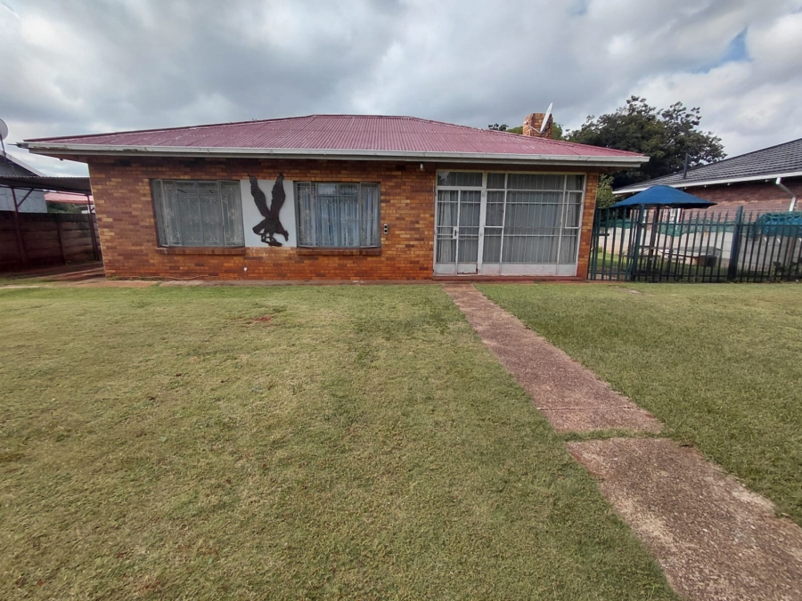 3 Bedroom Property for Sale in Casseldale Gauteng