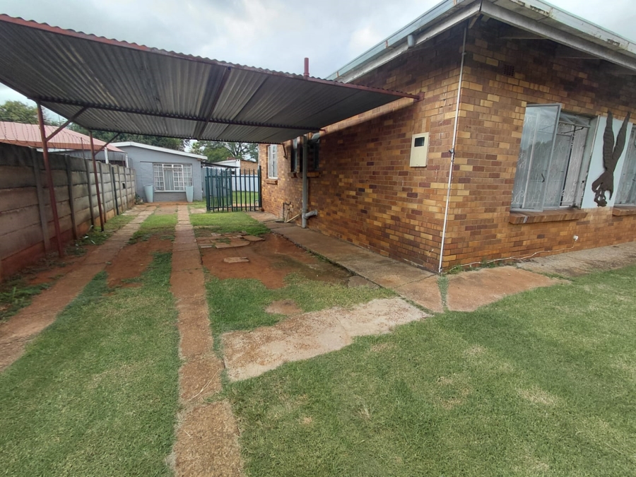 3 Bedroom Property for Sale in Casseldale Gauteng