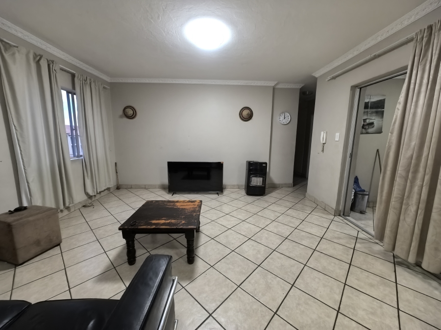2 Bedroom Property for Sale in Noordhang Gauteng