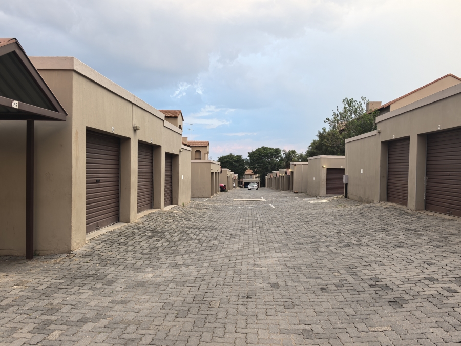 2 Bedroom Property for Sale in Noordhang Gauteng