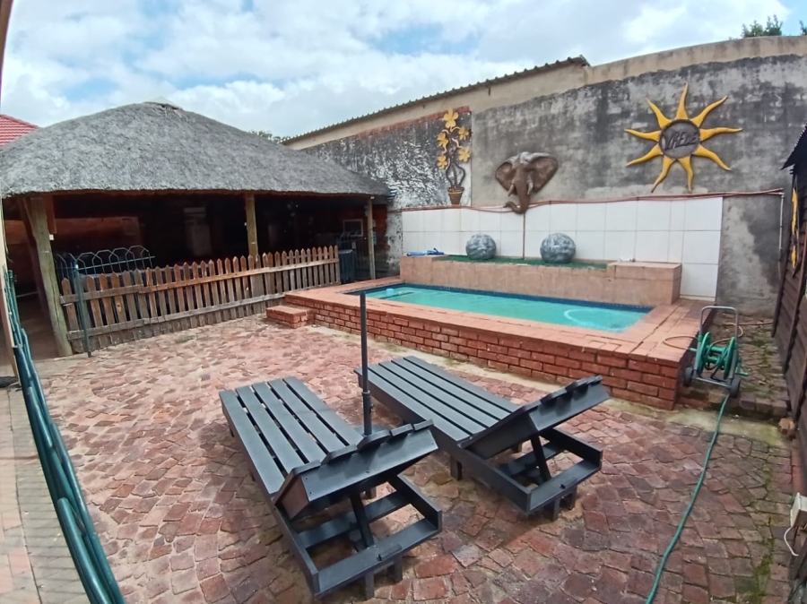 4 Bedroom Property for Sale in Selection Park Gauteng