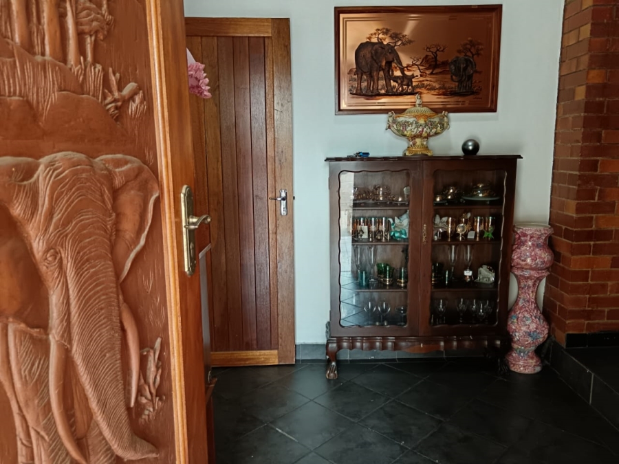 4 Bedroom Property for Sale in Selection Park Gauteng