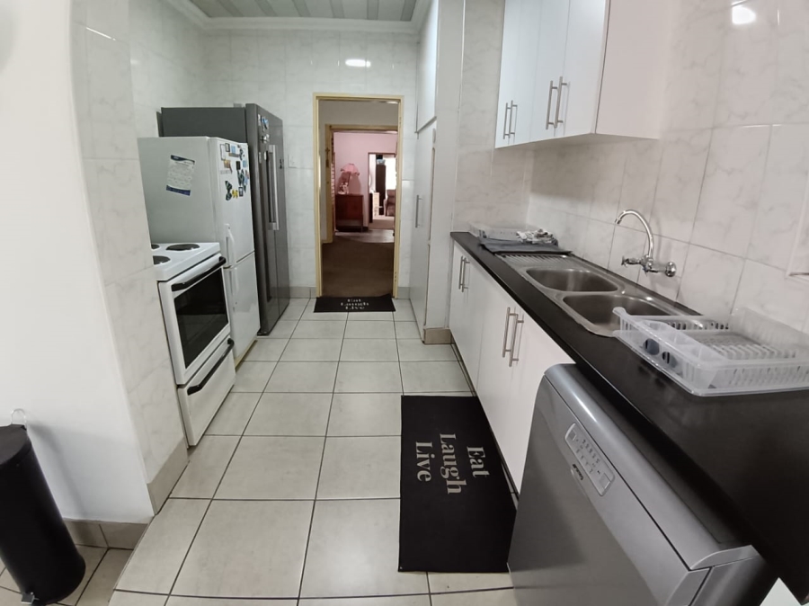 4 Bedroom Property for Sale in Selection Park Gauteng