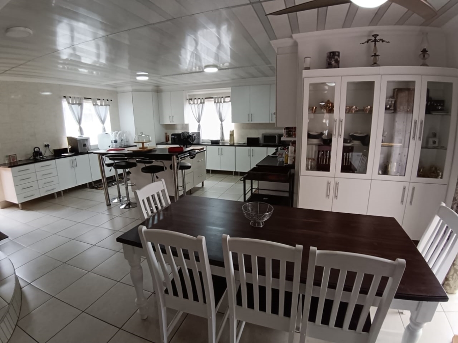 4 Bedroom Property for Sale in Selection Park Gauteng