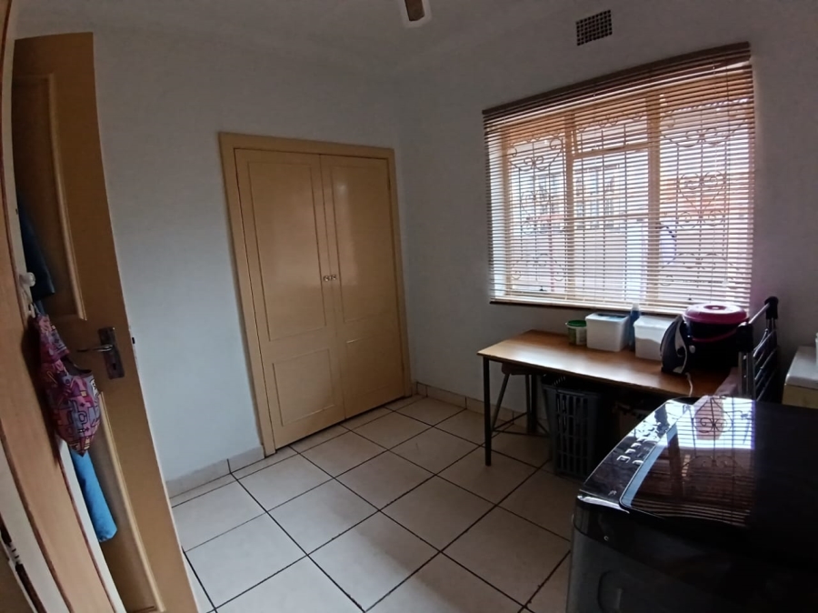 4 Bedroom Property for Sale in Selection Park Gauteng