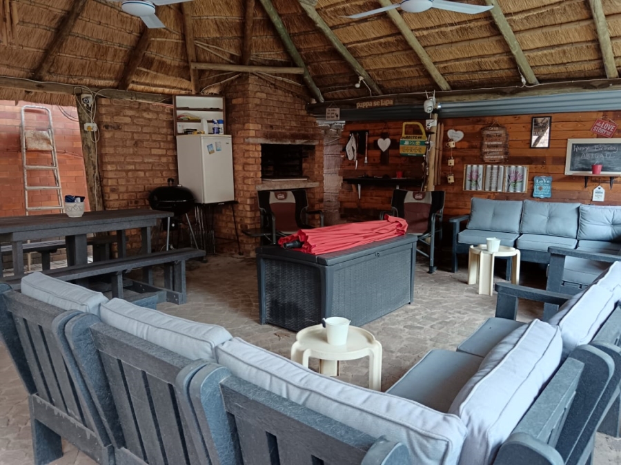 4 Bedroom Property for Sale in Selection Park Gauteng