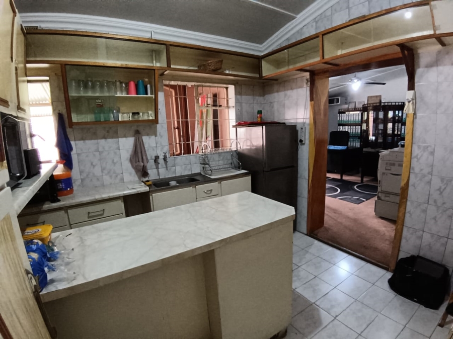 4 Bedroom Property for Sale in Selection Park Gauteng