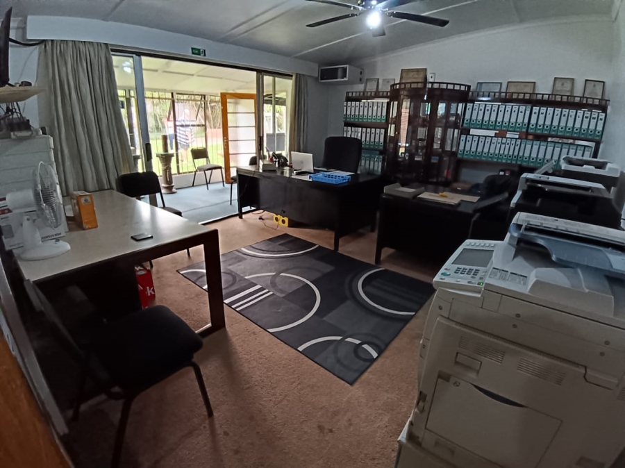 4 Bedroom Property for Sale in Selection Park Gauteng