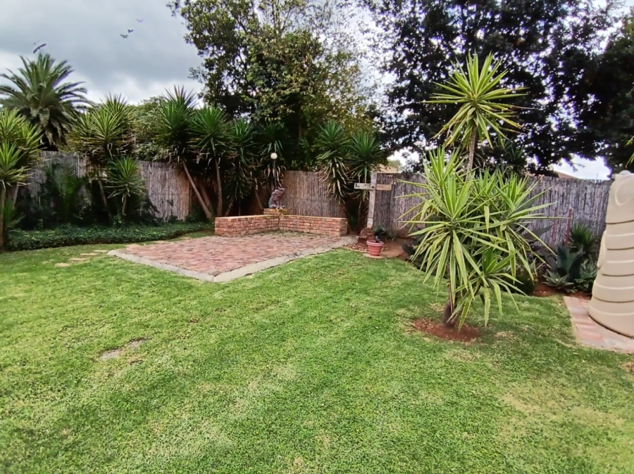 4 Bedroom Property for Sale in Selection Park Gauteng