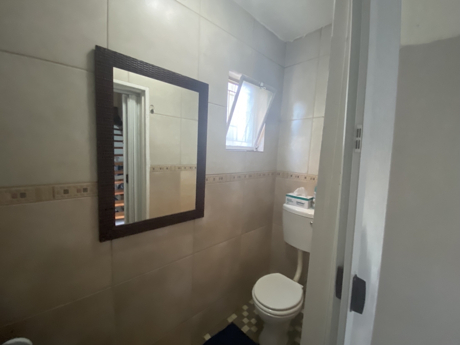 3 Bedroom Property for Sale in Farrarmere Gauteng