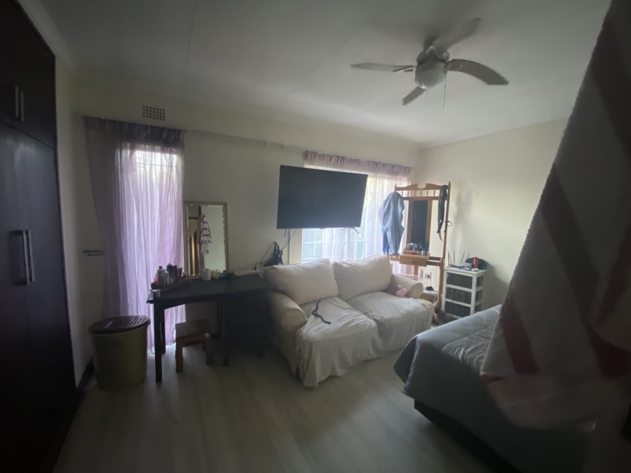 3 Bedroom Property for Sale in Farrarmere Gauteng