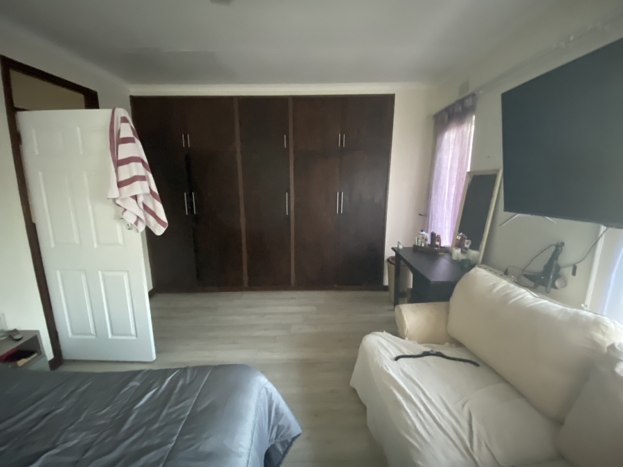 3 Bedroom Property for Sale in Farrarmere Gauteng