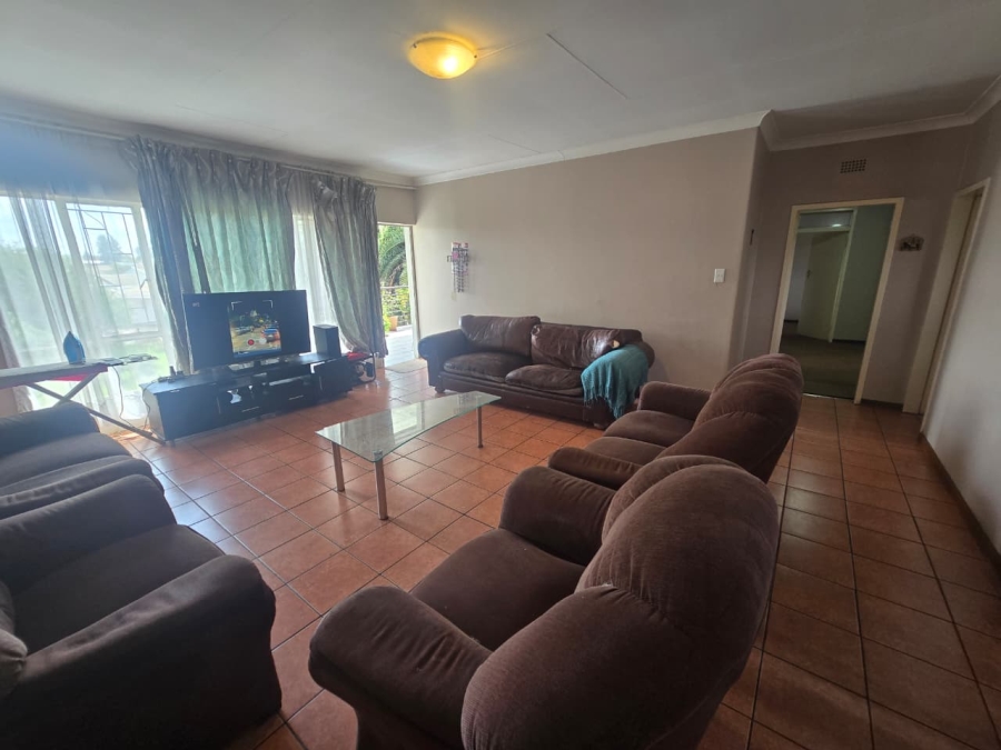 3 Bedroom Property for Sale in Three Rivers Gauteng