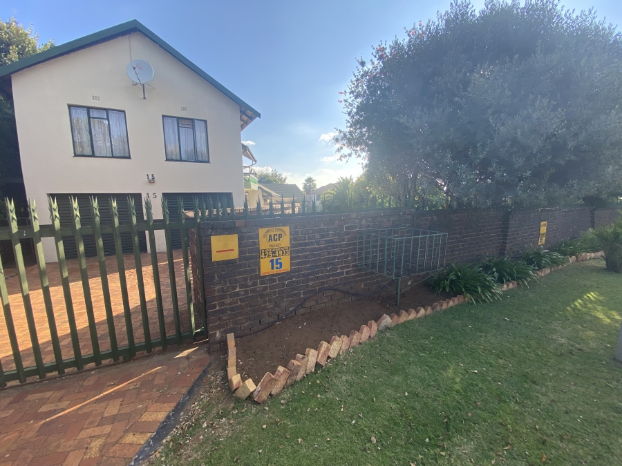 4 Bedroom Property for Sale in Atlasville Gauteng