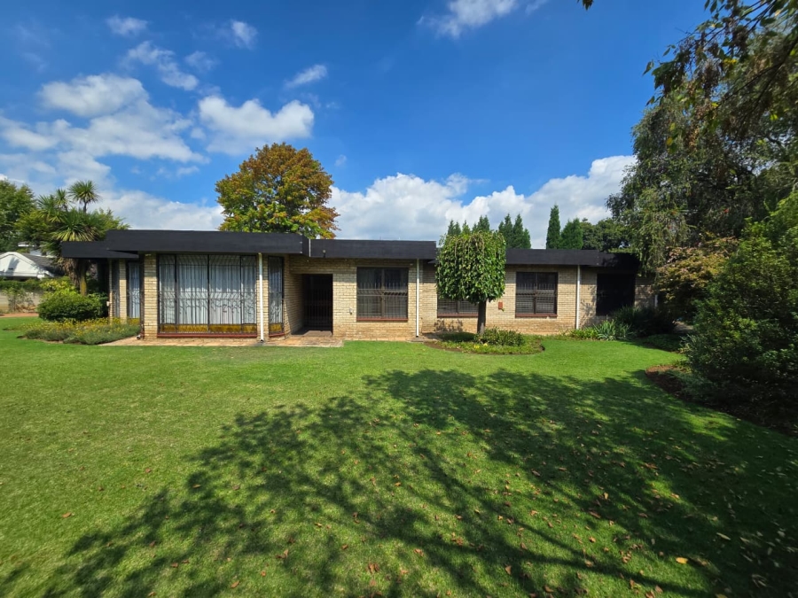 4 Bedroom Property for Sale in Three Rivers East Gauteng