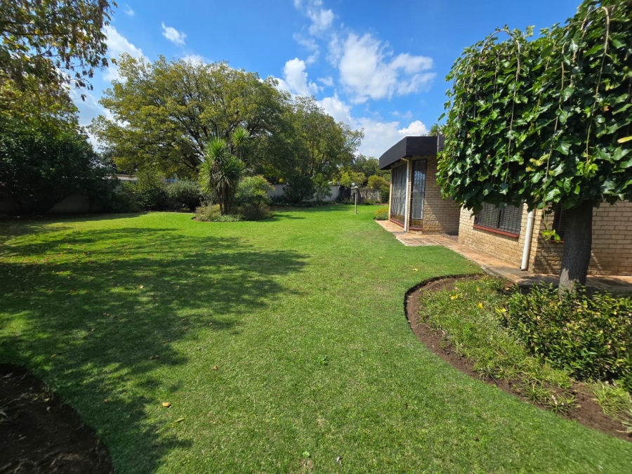 4 Bedroom Property for Sale in Three Rivers East Gauteng