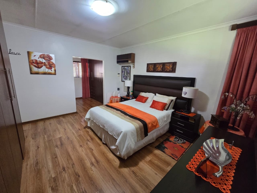 4 Bedroom Property for Sale in Three Rivers East Gauteng