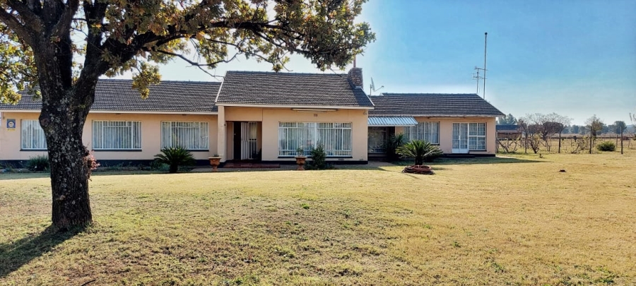 4 Bedroom Property for Sale in Valley Settlements A H Gauteng