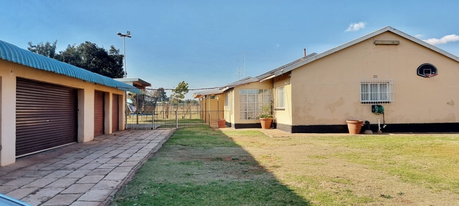 4 Bedroom Property for Sale in Valley Settlements A H Gauteng