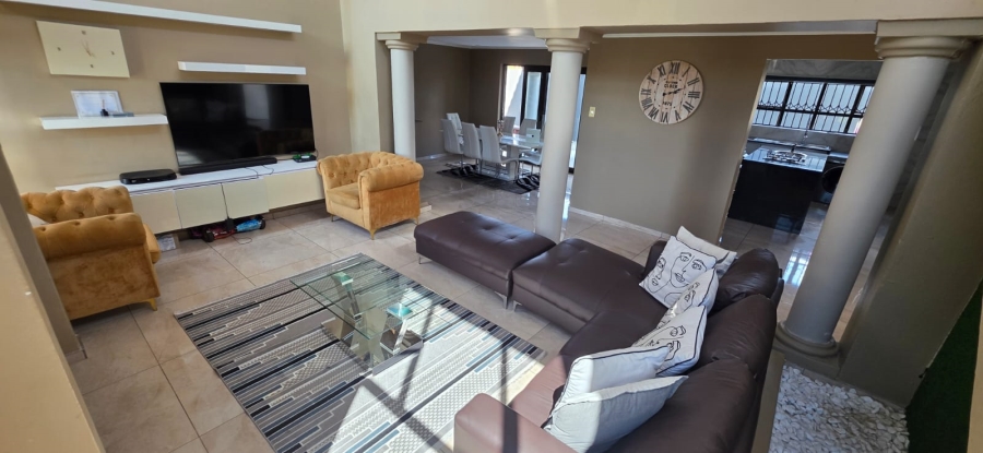 5 Bedroom Property for Sale in Risiville Gauteng