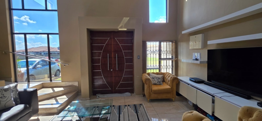 5 Bedroom Property for Sale in Risiville Gauteng