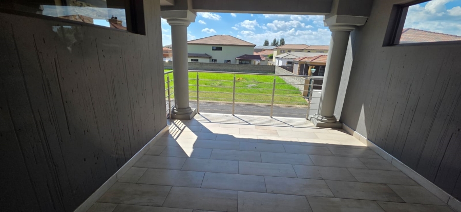 5 Bedroom Property for Sale in Risiville Gauteng