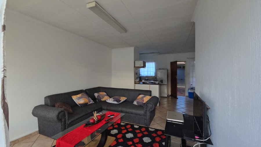 2 Bedroom Property for Sale in Annlin Gauteng