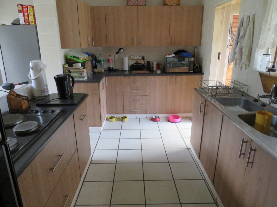 4 Bedroom Property for Sale in Mountain View Gauteng