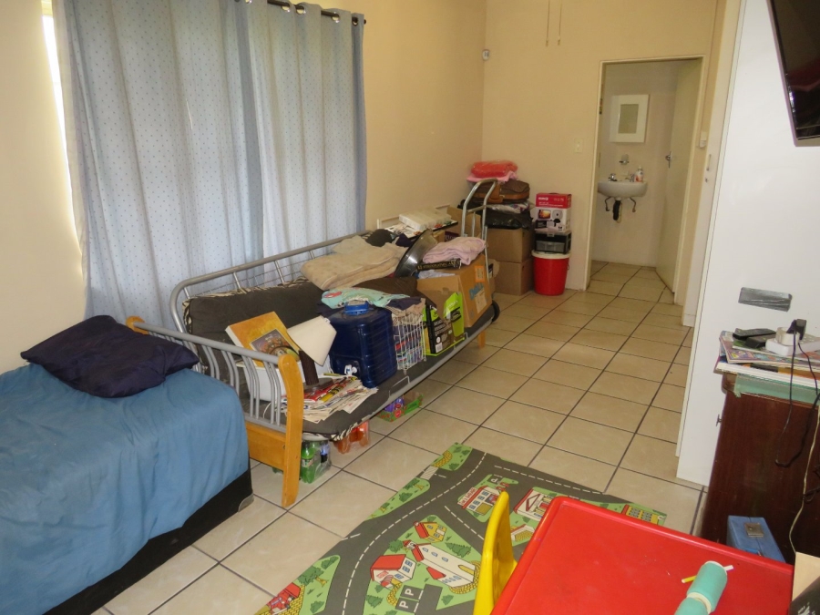 4 Bedroom Property for Sale in Mountain View Gauteng