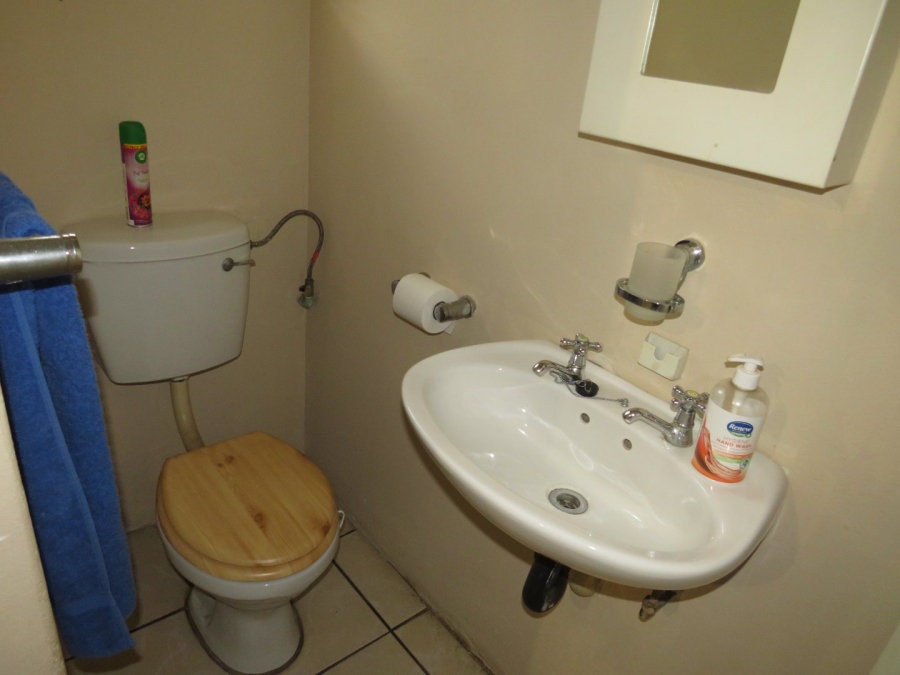 4 Bedroom Property for Sale in Mountain View Gauteng