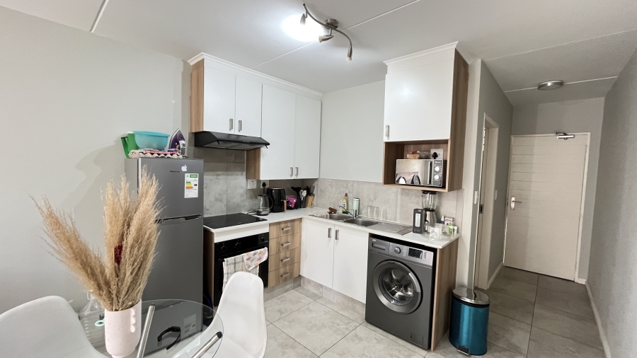 2 Bedroom Property for Sale in Brentwood Gauteng