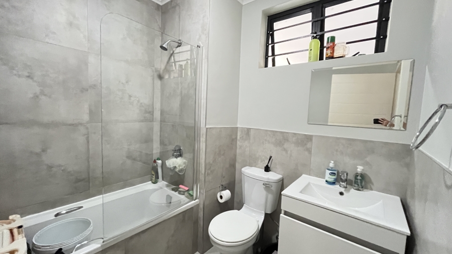 2 Bedroom Property for Sale in Brentwood Gauteng