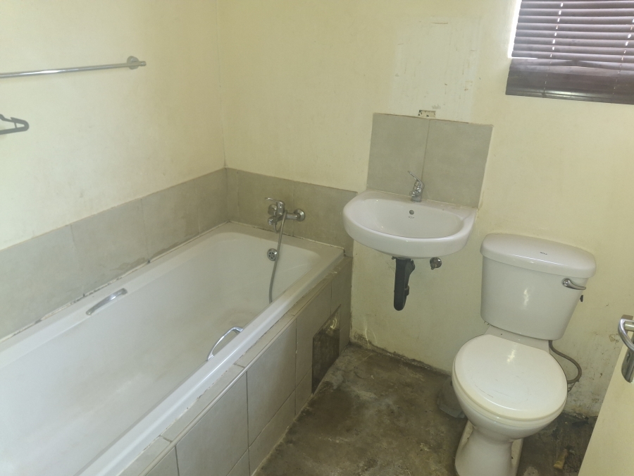 2 Bedroom Property for Sale in Windmill Park Gauteng